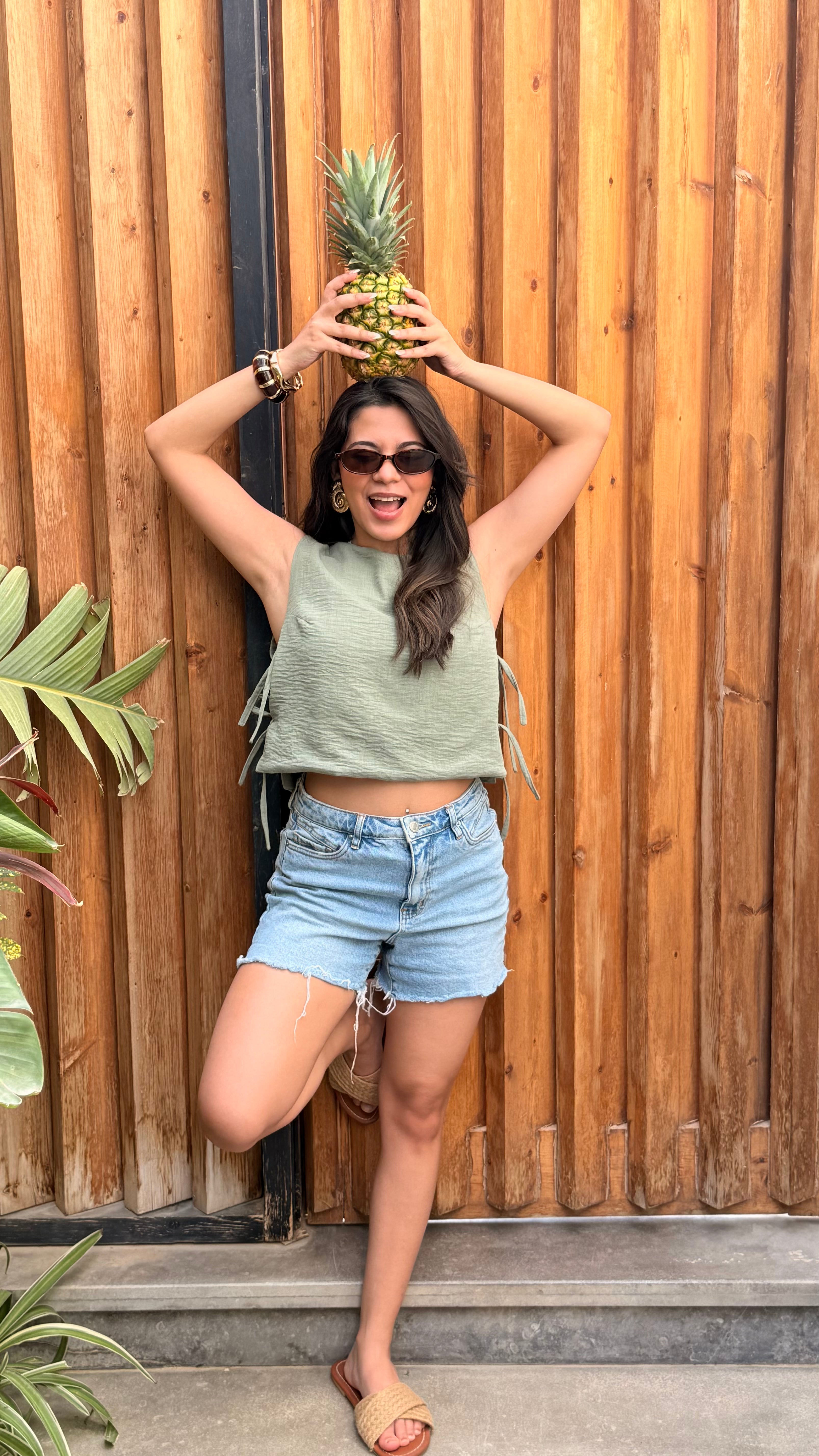 The Isla top - Olive